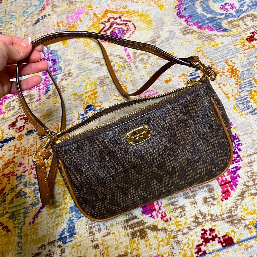 Michael Kors Leather Shoulder Bag